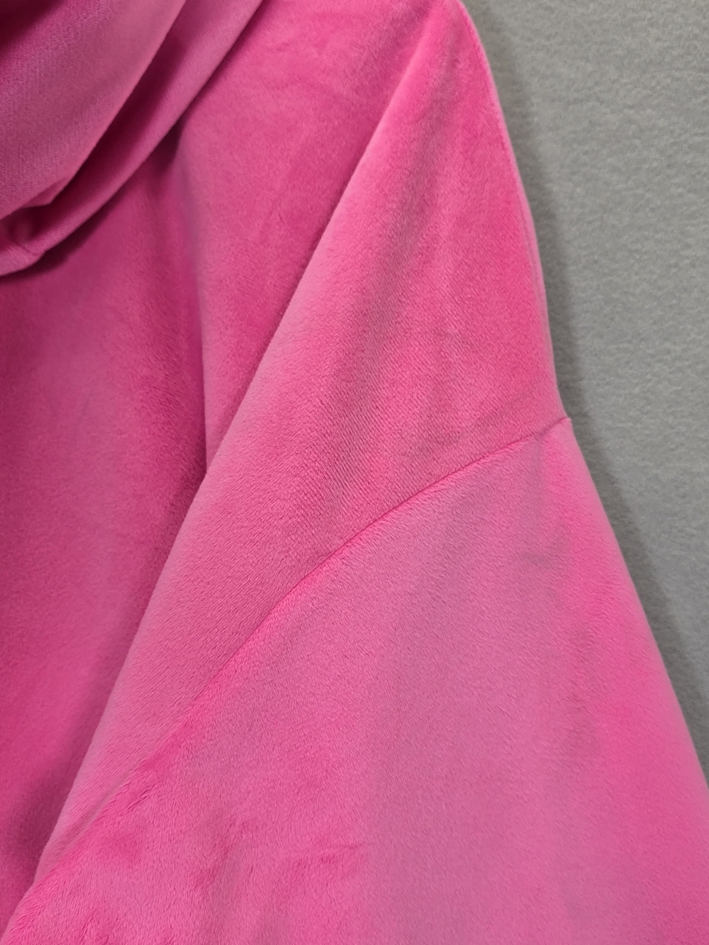 Women's Juicy Couture Reversible Bomber Jacket in Retro Pink 3X Gold/Pink - Picture 8 of 15
